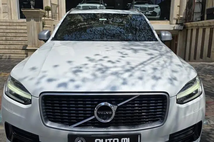 ولوو  XC90