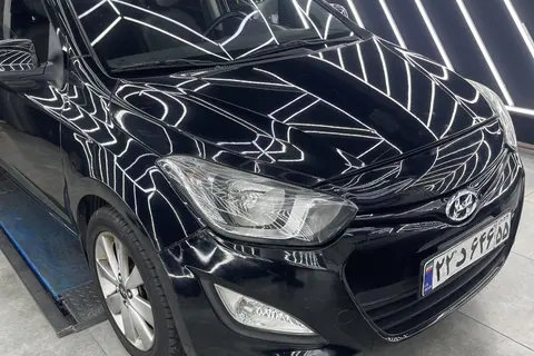 هیوندای، i20