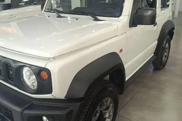 سوزوکی  جیمنی 3 در