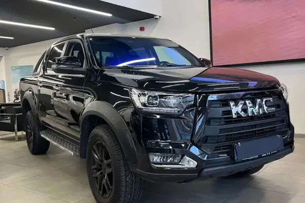 کی ام سی  T8
