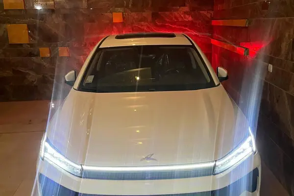 پیش فروش کی ام سی، J7