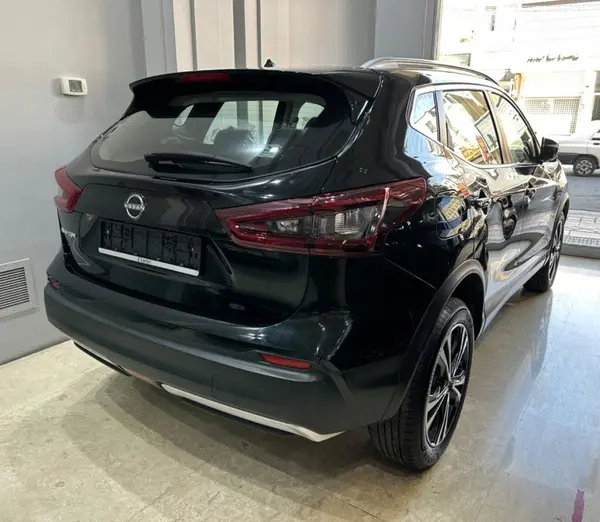 نیسان، قشقایی