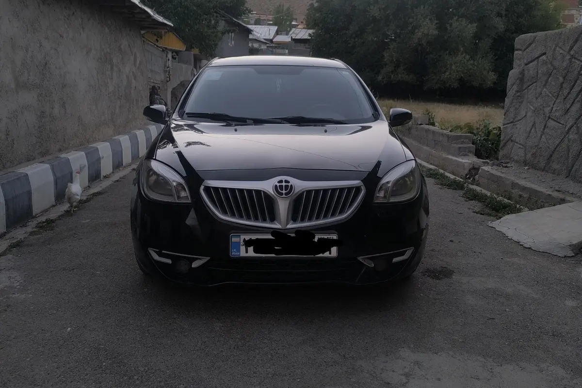 برلیانس،  H330