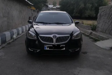برلیانس، H330