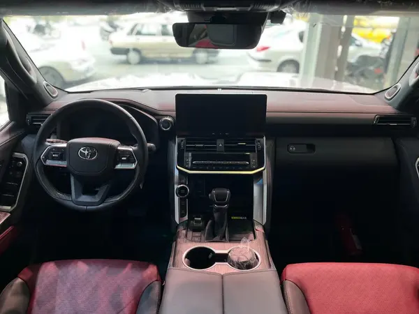 تویوتا، لندکروز چهار در