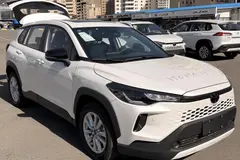 تویوتا، کرولا کراس هیبرید