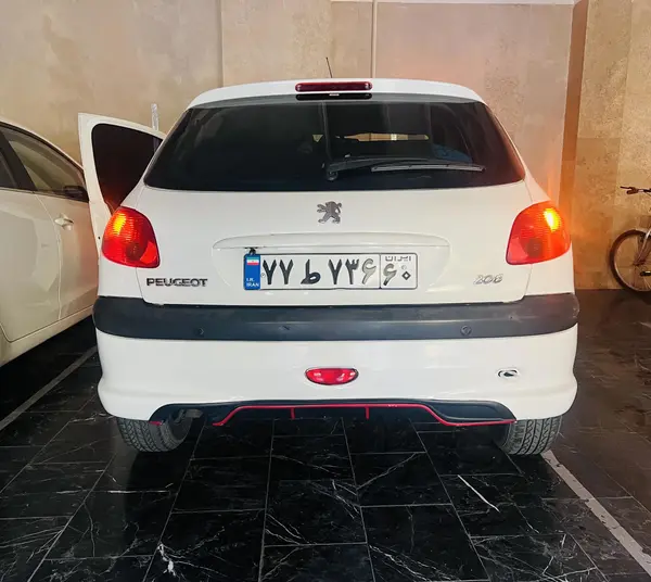 پژو  206