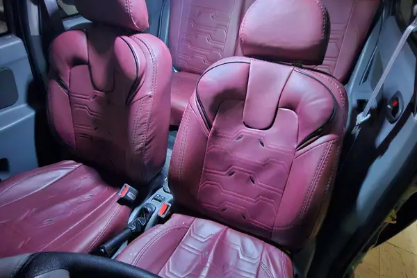 تیبا، هاچ بک