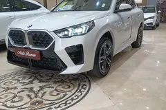ب ام و، X2