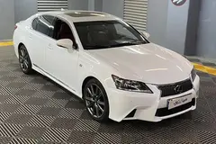 لکسوس، GS