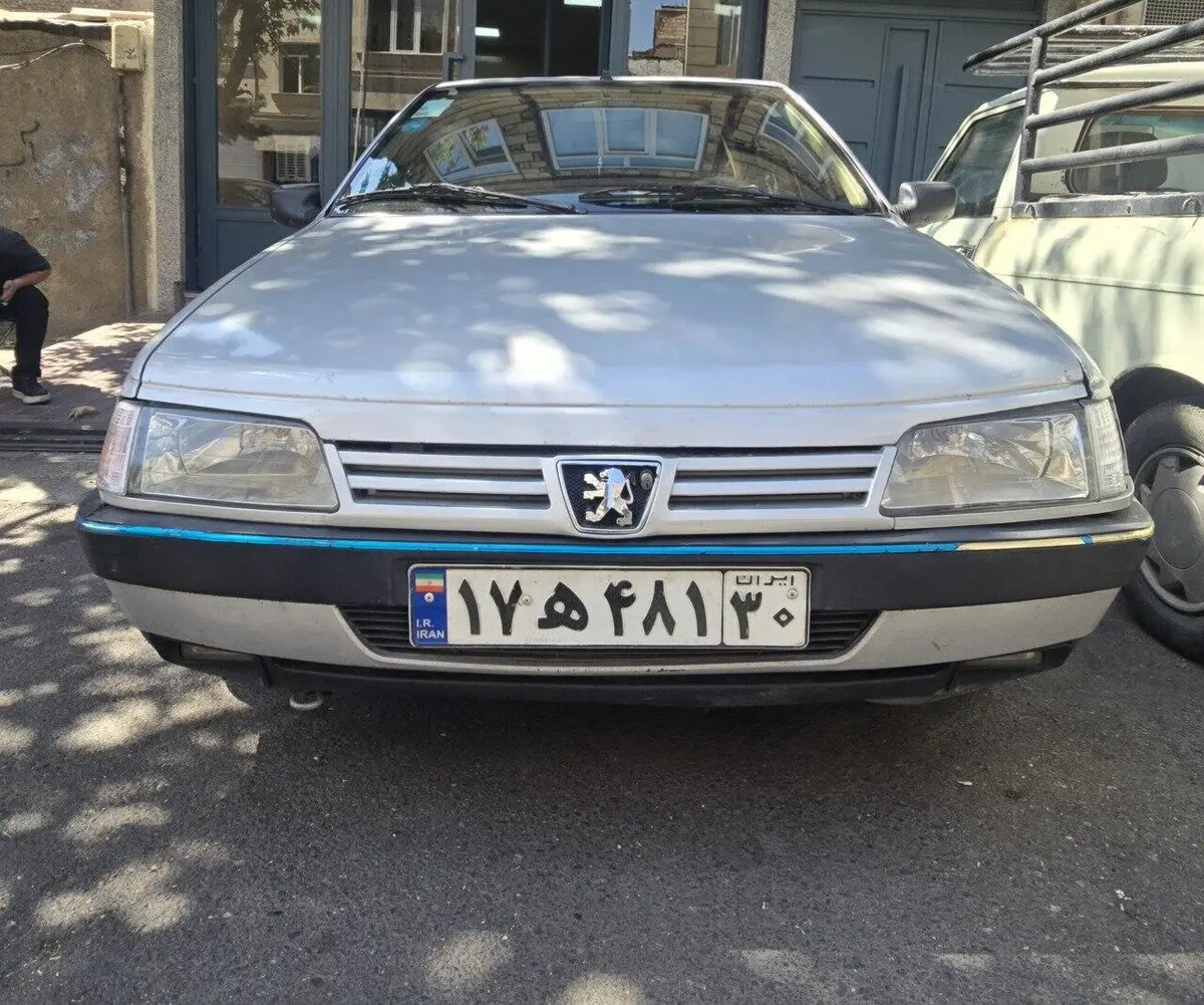 پژو،  405