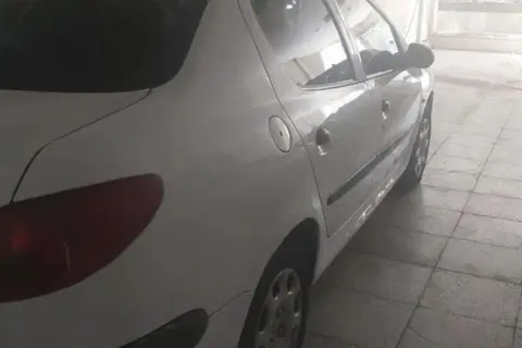 پژو، 206 SD