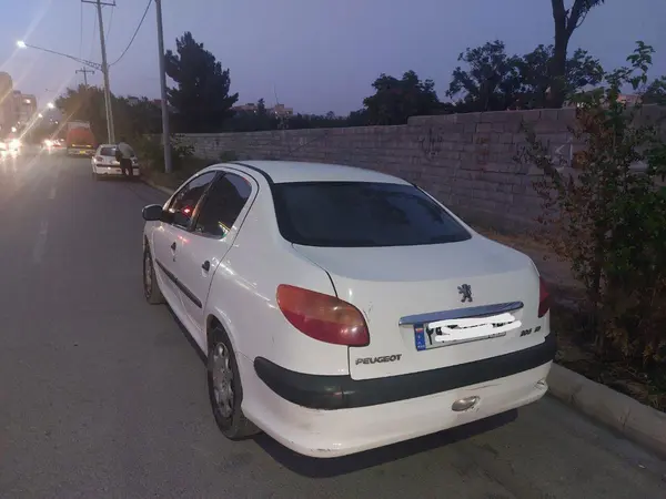 پژو  206 SD