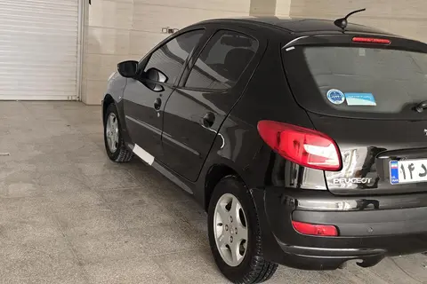 پژو، 207