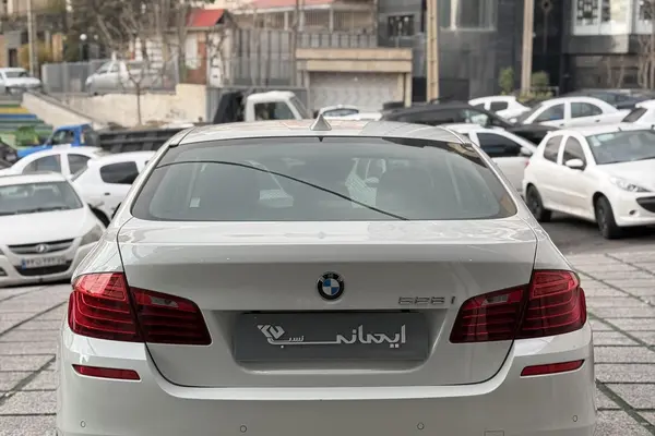 ب ام و، سری 5 سدان