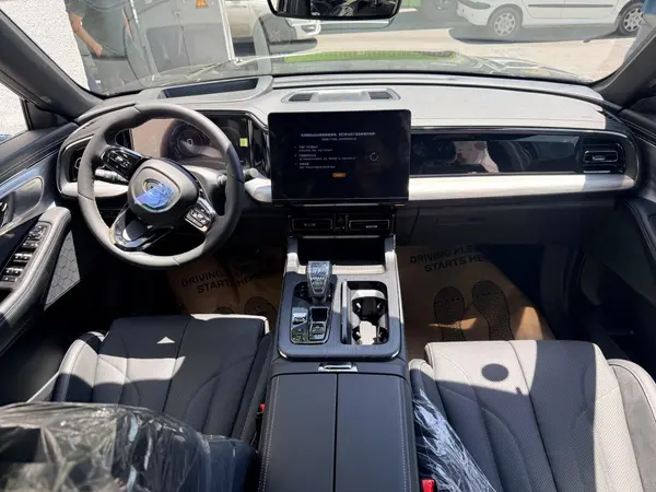 جی ای سی  ES9