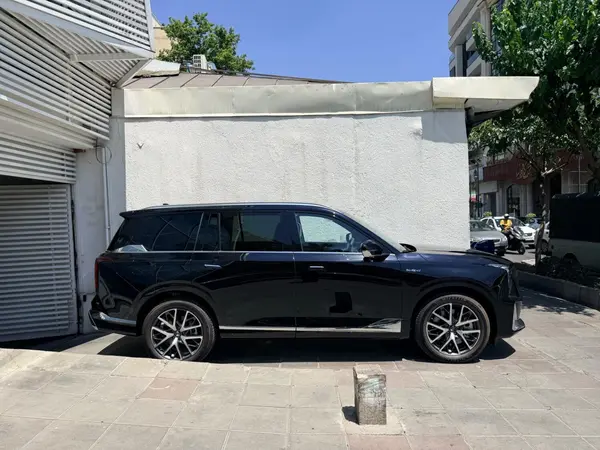 جی ای سی  ES9