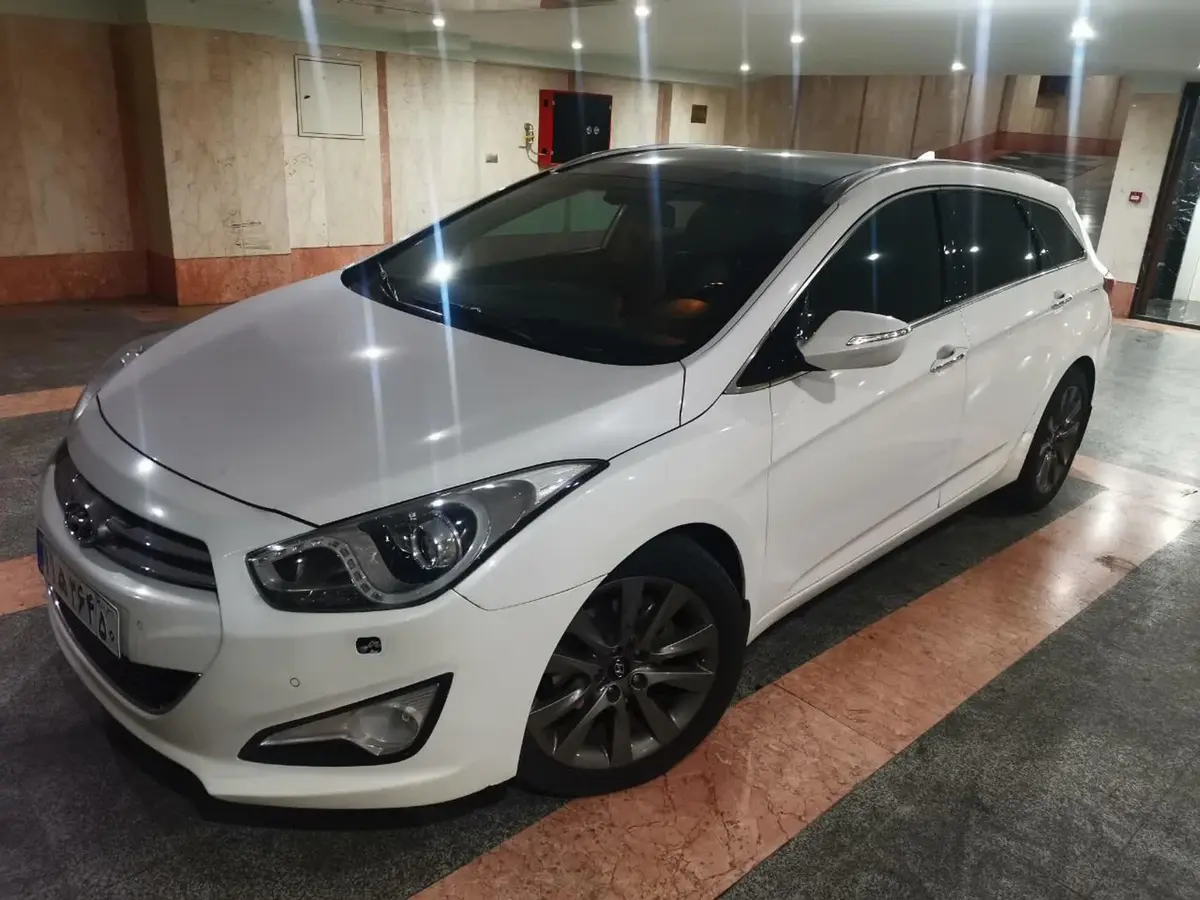 هیوندای،  i40