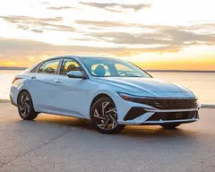 هیوندای، النترا