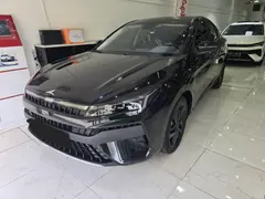 کی ام سی، J7