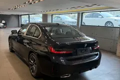 ب ام و، سری 3 سدان