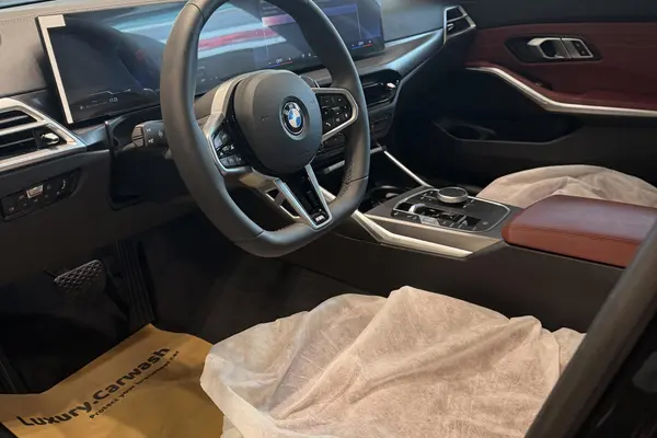 ب ام و، سری 3 سدان