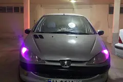 پژو، 206