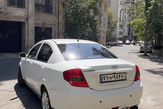 ام وی ام  550
