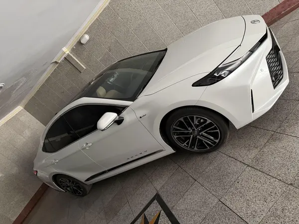 تویوتا، کمری هیبرید