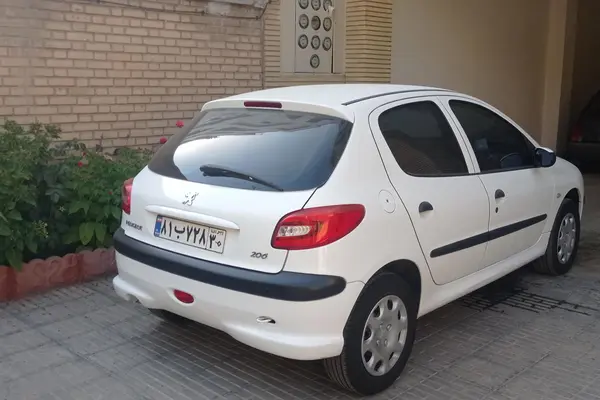 پژو  206