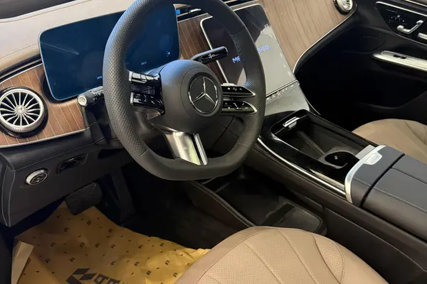 بنز  EQE SUV