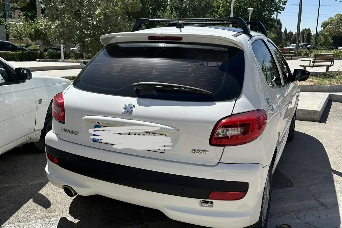 پژو  207