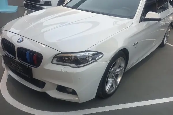 ب ام و، سری 5 سدان