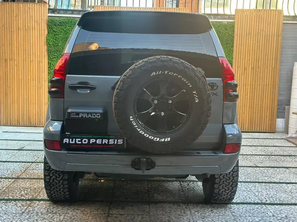 تویوتا، پرادو دو در