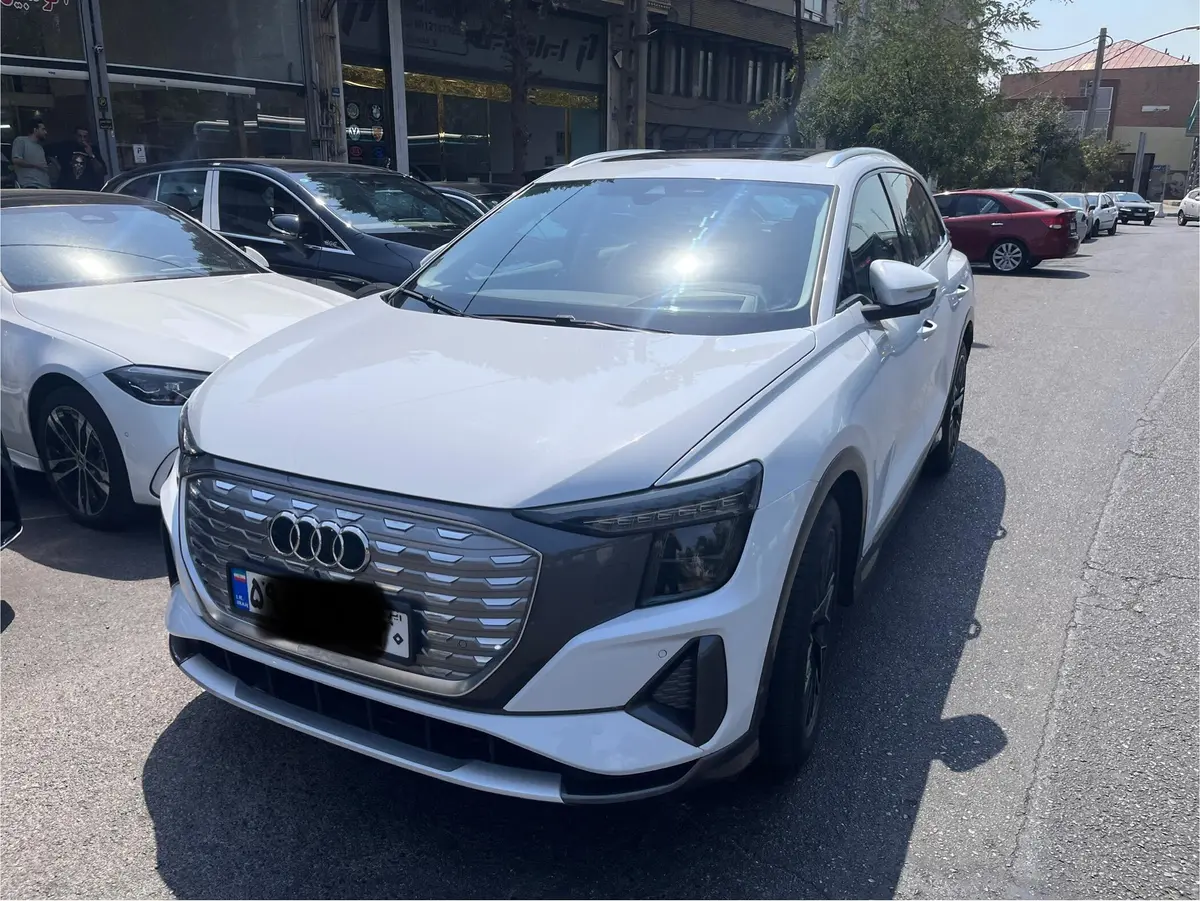 آئودی  Q5 e-tron