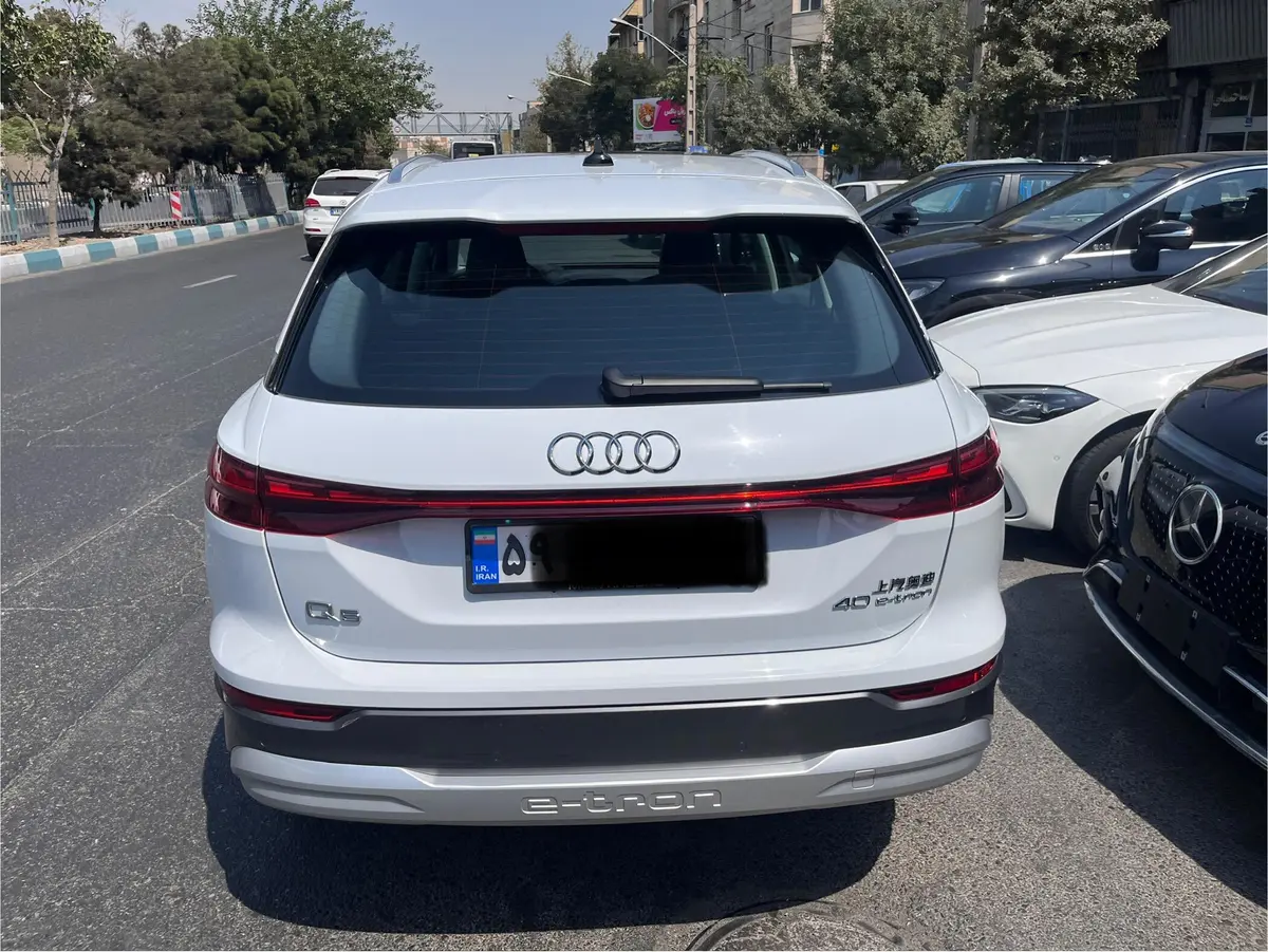 آئودی  Q5 e-tron