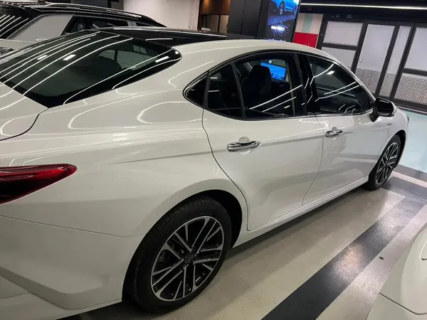 تویوتا، کمری هیبرید