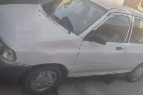 پراید، صندوق دار