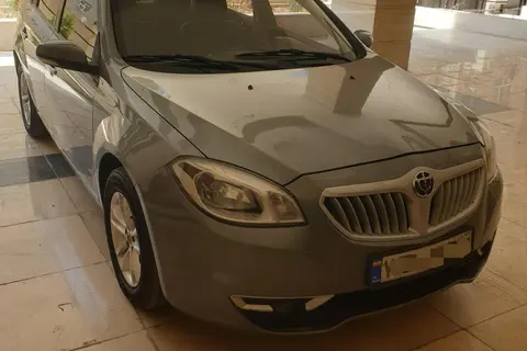 برلیانس، H330