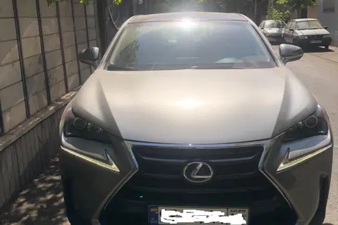 لکسوس، NX هیبرید