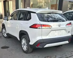 تویوتا، کرولا کراس هیبرید