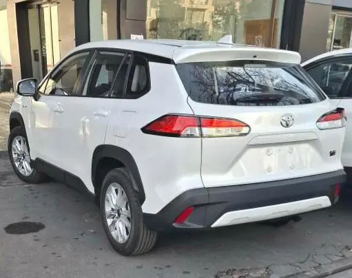 تویوتا، کرولا کراس هیبرید