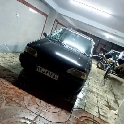 پراید، صندوق دار