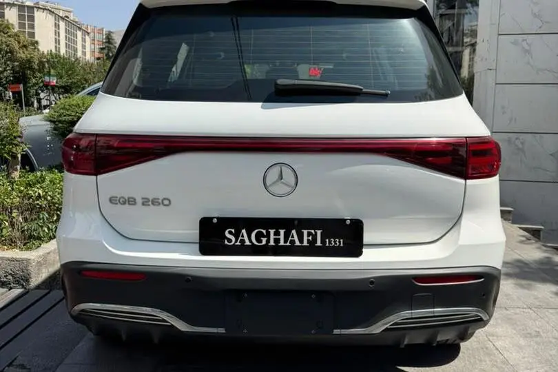 بنز،  کلاس EQB