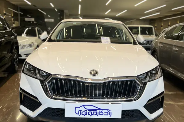 اشکودا، اوکتاویا پرو