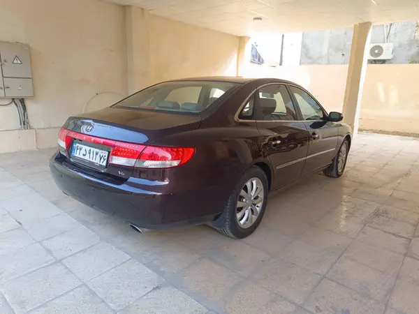 هیوندای، آزرا (گرنجور)