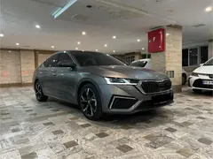 اشکودا، اوکتاویا پرو