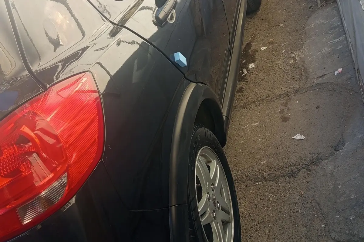 کوییک،  دنده ای R