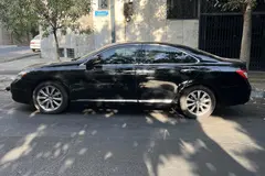 لکسوس، ES
