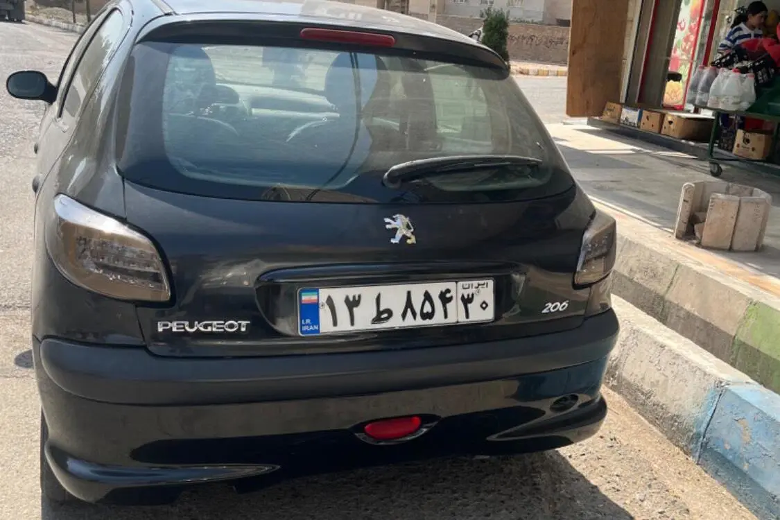 پژو،  206